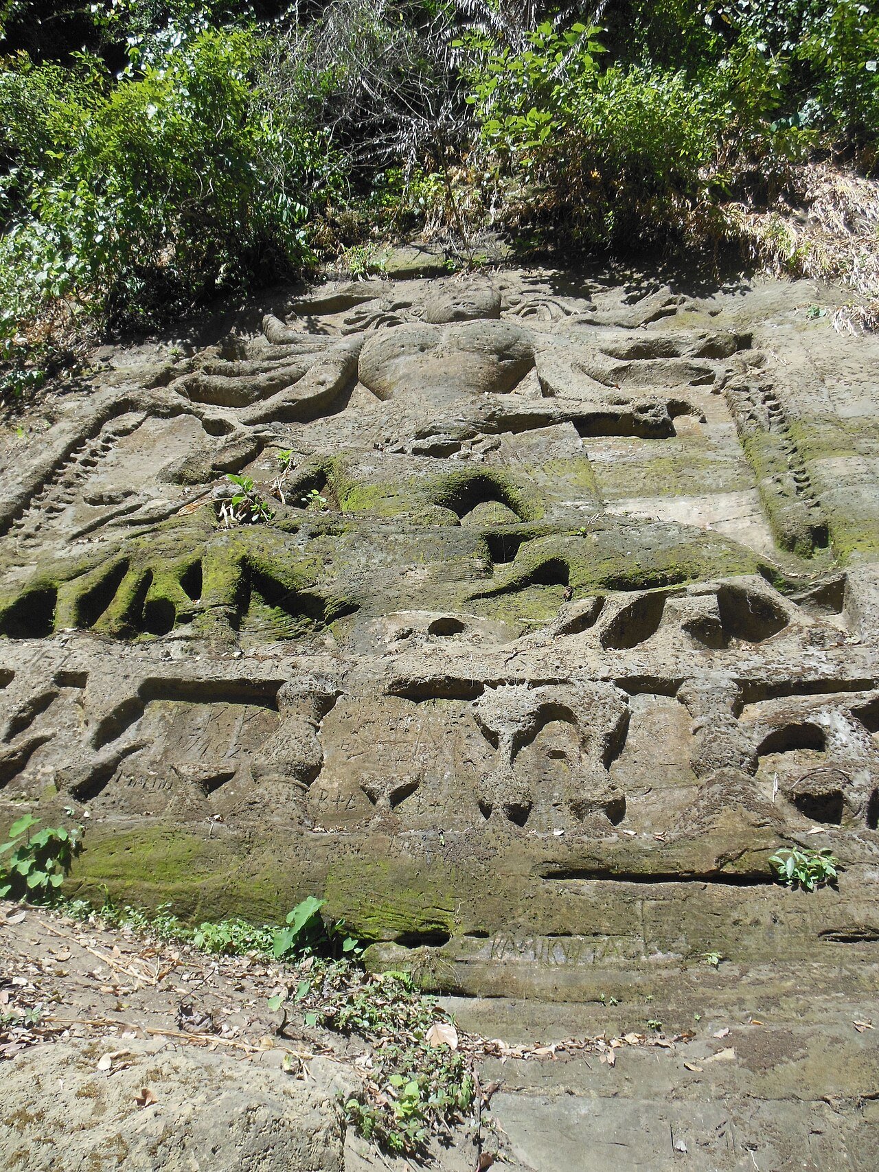 Chabimura Rock Carvings